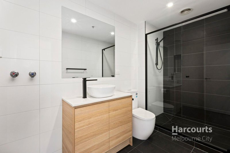 Photo - 903/601 Sydney Road, Brunswick VIC 3056 - Image 4