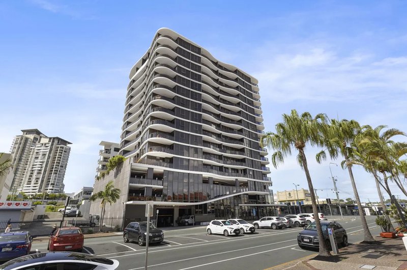 Photo - 904/139 Scarborough Street, Southport QLD 4215 - Image 9
