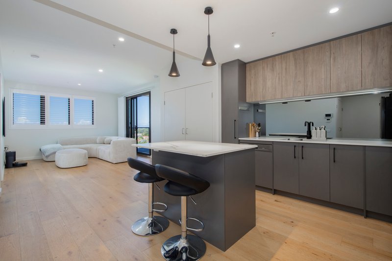 Photo - 904/2 Charles Street, Charlestown NSW 2290 - Image 4