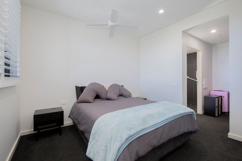 Photo - 904/2 Charles Street, Charlestown NSW 2290 - Image 9