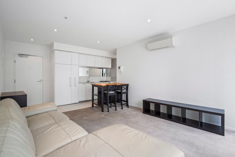 Photo - 904/50 Haig Street, Southbank VIC 3006 - Image 4