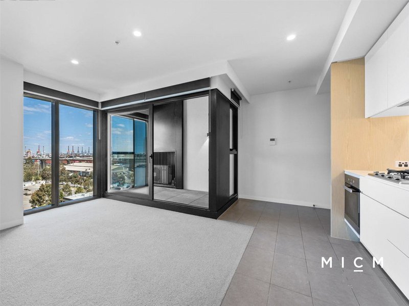 Photo - 904/8 Pearl River Road, Docklands VIC 3008 - Image 1