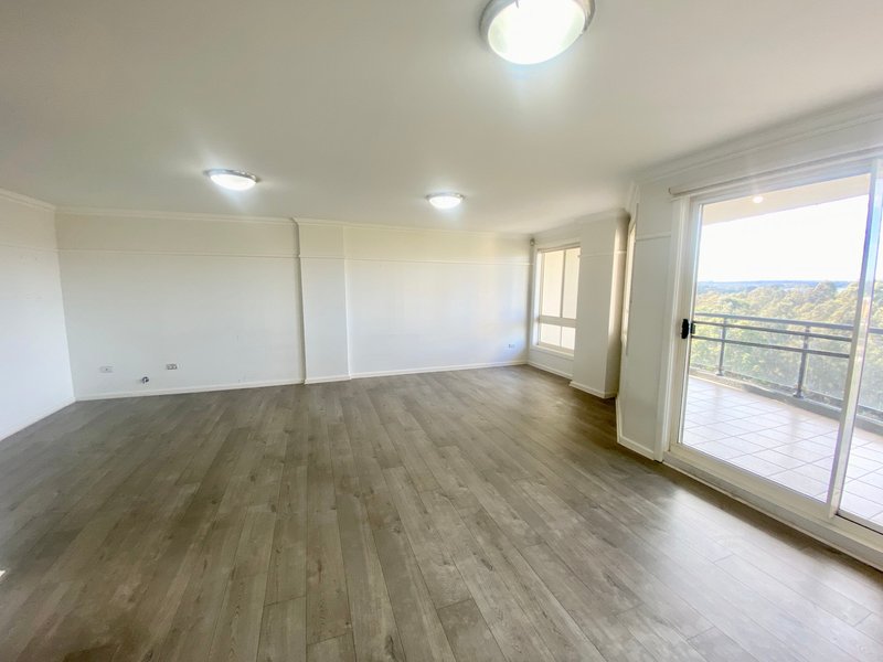 Photo - 904/91A Bridge Road, Westmead NSW 2145 - Image 4