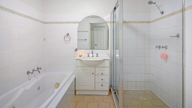 Photo - 904/91A Bridge Road, Westmead NSW 2145 - Image 9