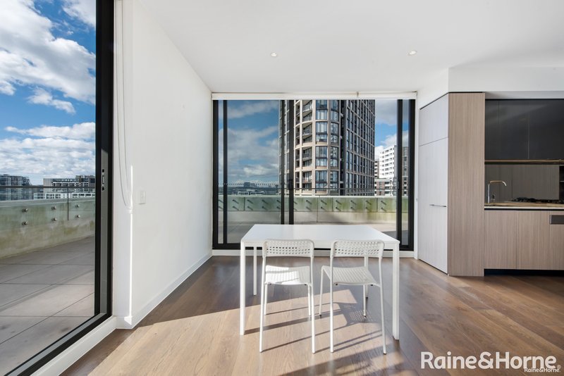 Photo - 905/120 Herring Road, Macquarie Park NSW 2113 - Image 2