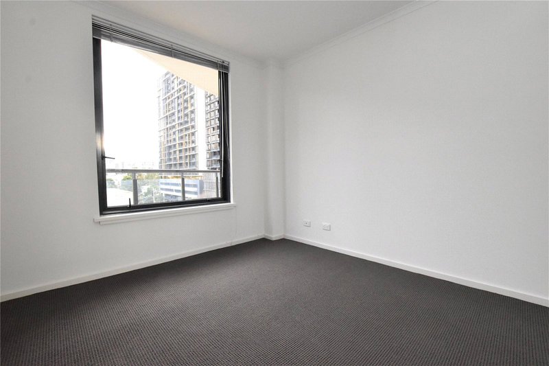 Photo - 905/148 Wells Street, South Melbourne VIC 3205 - Image 6