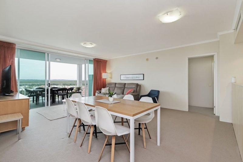 Photo - 905/38 Mahogany Drive, Pelican Waters QLD 4551 - Image 9