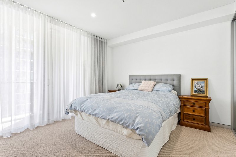 Photo - 905/41 Crown Street, Wollongong NSW 2500 - Image 5