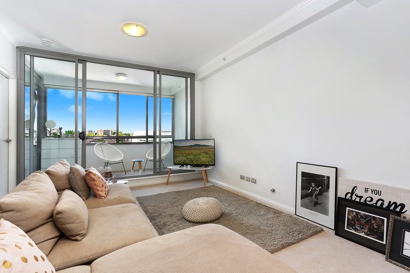 Photo - 905/80 Ebley Street, Bondi Junction NSW 2022 - Image 8