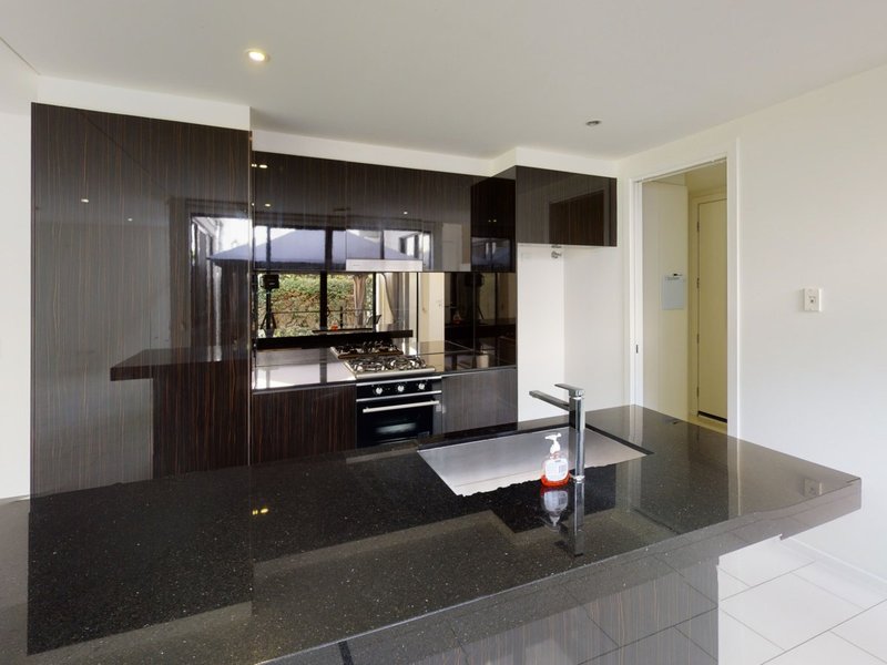 Photo - 906 Medinah Ave , Robina QLD 4226 - Image 6