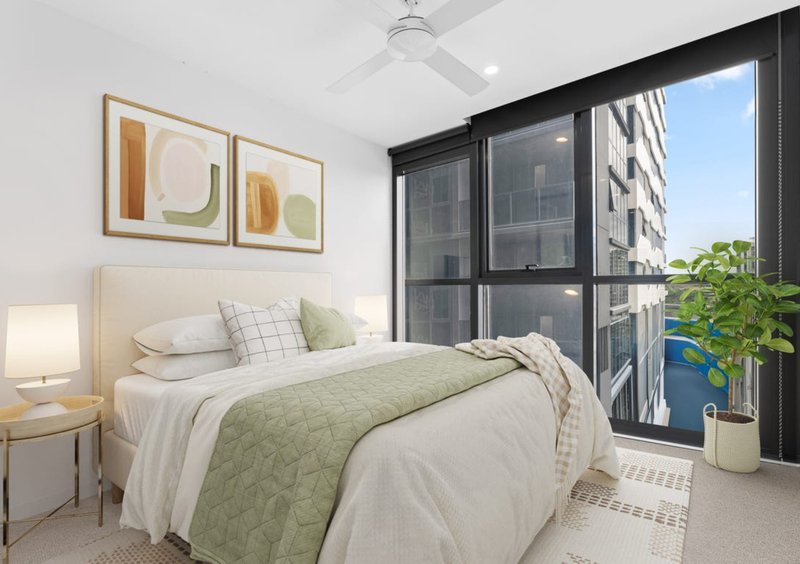Photo - 906/107 Alfred Street, Fortitude Valley QLD 4006 - Image 2