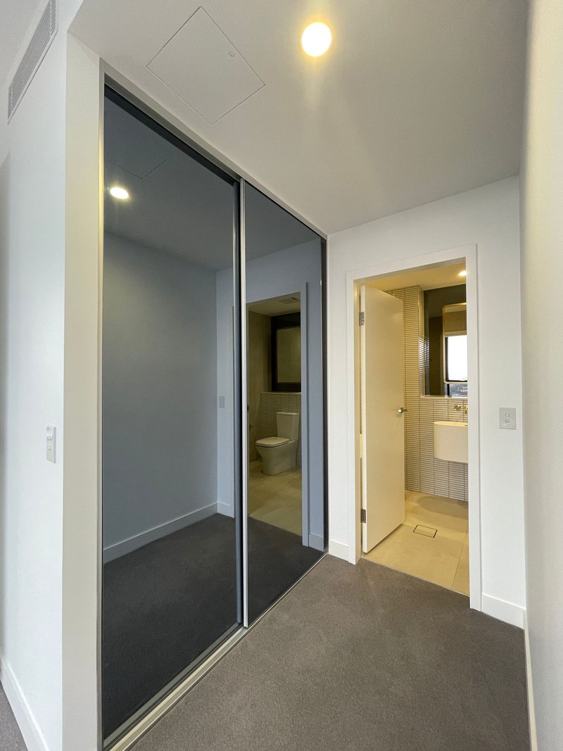 Photo - 906/12 Jack Brabham Drive, Hurstville NSW 2220 - Image 10