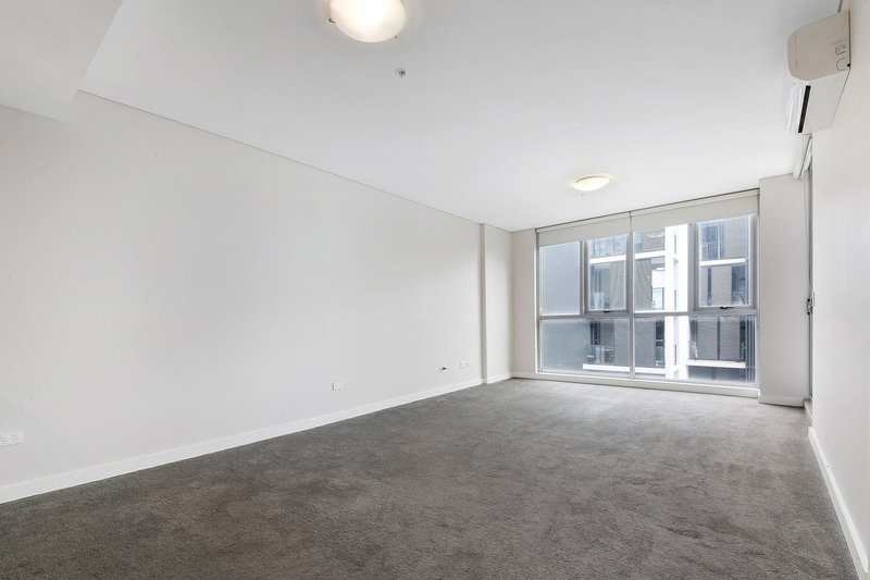 Photo - 906/192 Stacey Street, Bankstown NSW 2200 - Image 3