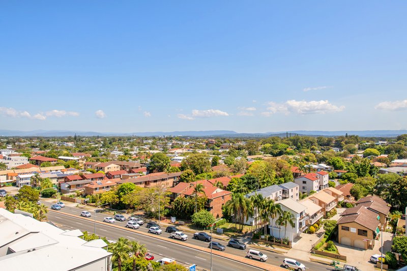 Photo - 906/360 Marine Parade, Labrador QLD 4215 - Image 8