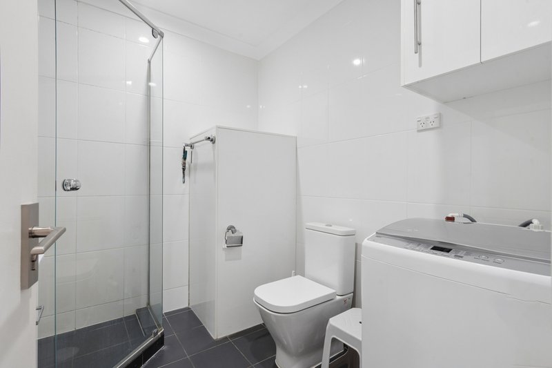 Photo - 906/39 Grenfell Street, Adelaide SA 5000 - Image 12
