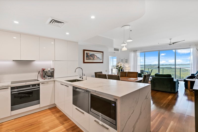 Photo - 906/6 Wharf Street, Maroochydore QLD 4558 - Image 3