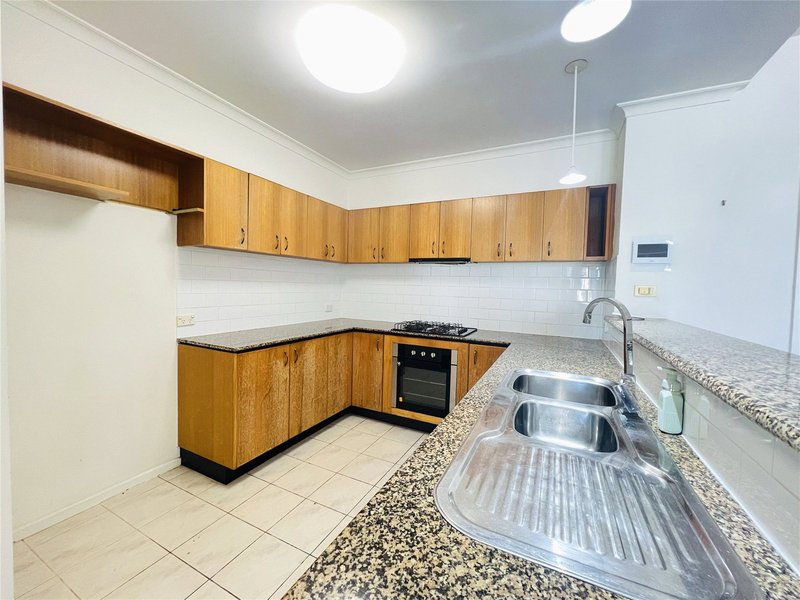 Photo - 907/102 Wells Street, Southbank VIC 3006 - Image 4