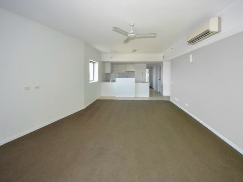 Photo - 907/2 Dibbs Street, South Townsville QLD 4810 - Image 3