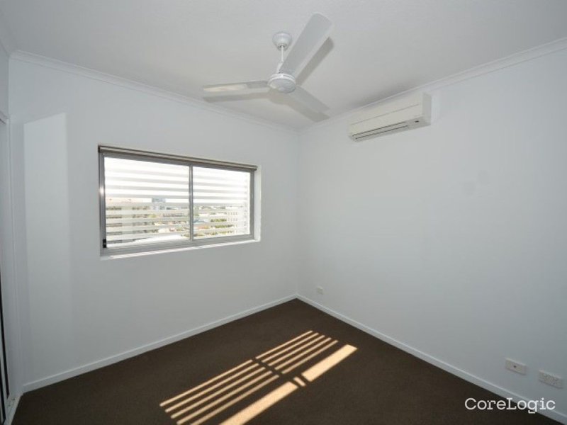 Photo - 907/2 Dibbs Street, South Townsville QLD 4810 - Image 6