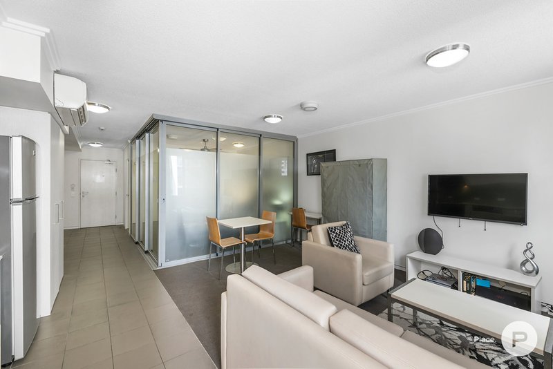 Photo - 907/35 Peel Street, South Brisbane QLD 4101 - Image 4