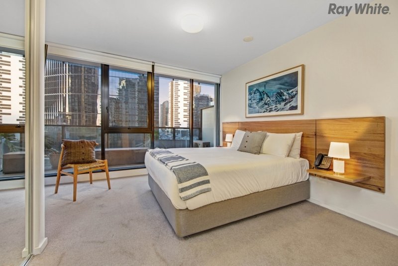 Photo - 907/50 Haig Street, Southbank VIC 3006 - Image 5