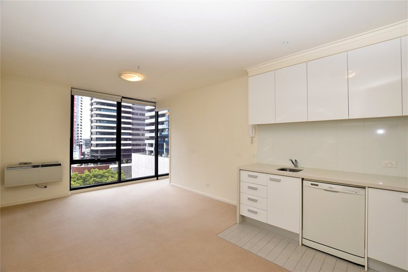 907/63 Whiteman Street, Southbank VIC 3006