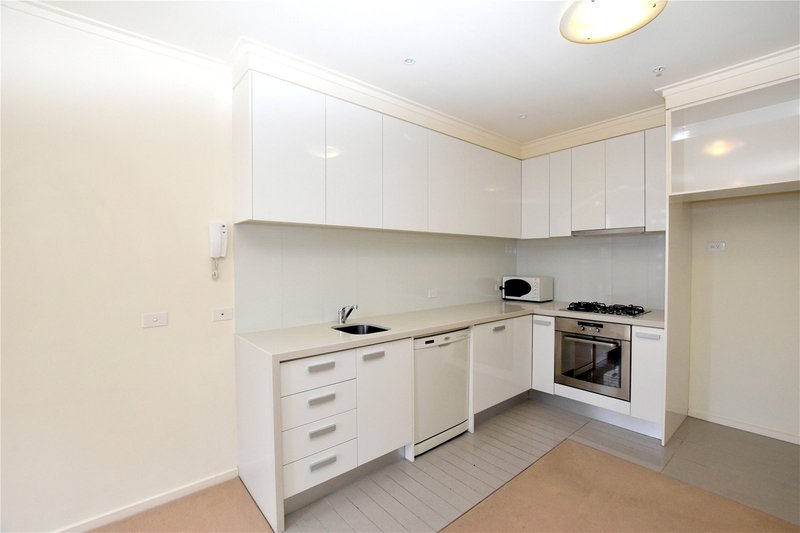 Photo - 907/63 Whiteman Street, Southbank VIC 3006 - Image 2