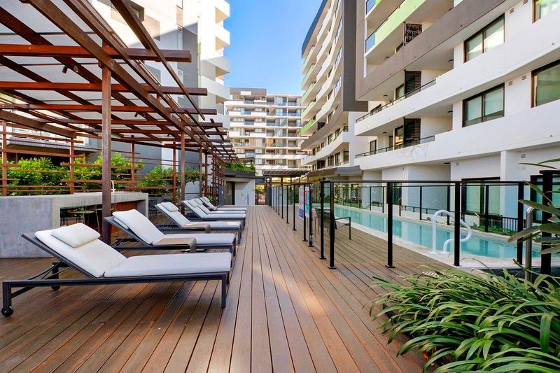 Photo - 908/16 Aspinall Street, Nundah QLD 4012 - Image 1