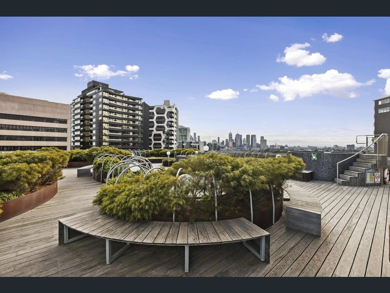 Photo - 909/35 Albert Road, Melbourne VIC 3004 - Image 11