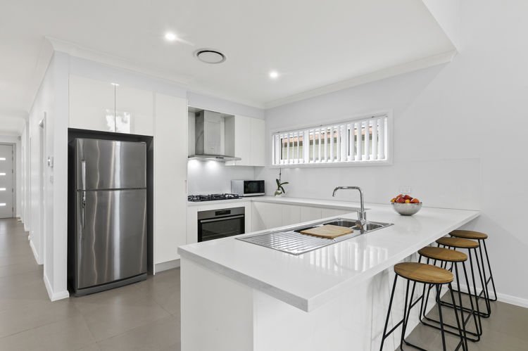 Photo - 90a Centenary Road, South Wentworthville NSW 2145 - Image 2