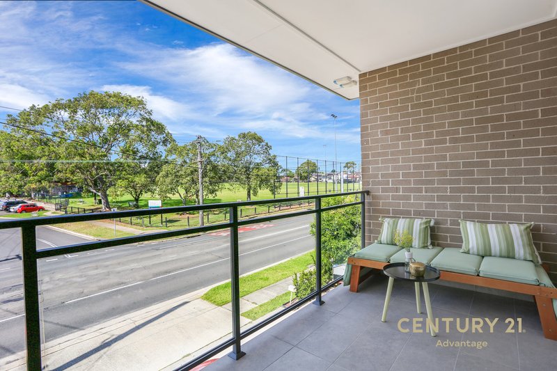 Photo - 90B Centenary Road, South Wentworthville NSW 2145 - Image 9