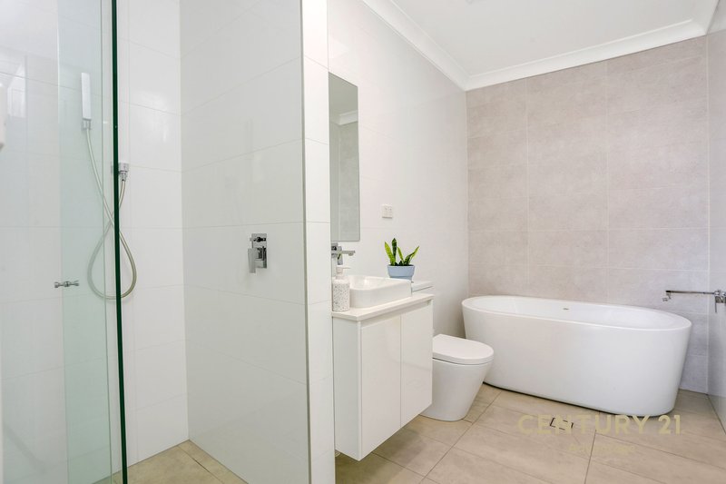 Photo - 90B Centenary Road, South Wentworthville NSW 2145 - Image 10