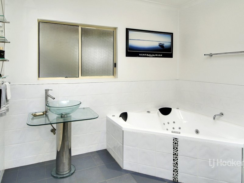 Photo - 91-93 Great Alpine Road, Bruthen VIC 3885 - Image 10