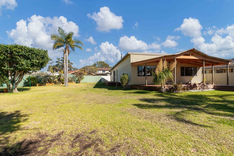 Photo - 91 Ainslie Parade, Tomakin NSW 2537 - Image 2