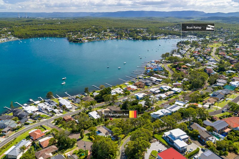 Photo - 91 Alkrington Avenue, Fishing Point NSW 2283 - Image 2