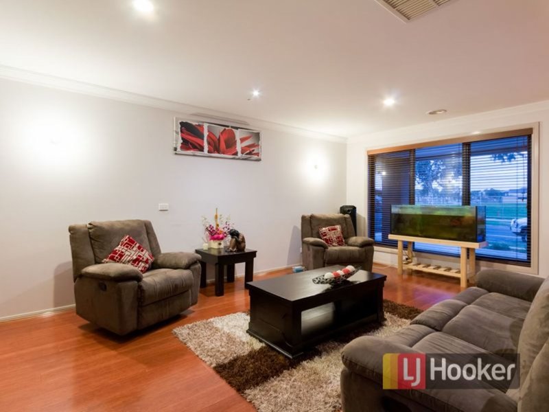 Photo - 91 Aylmer Road, Lynbrook VIC 3975 - Image 3