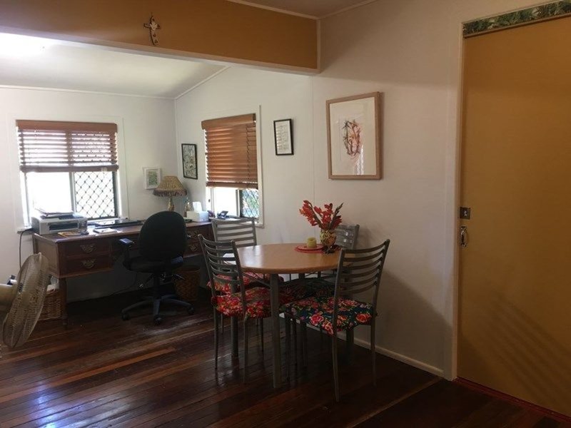 Photo - 91 Bellara Street, Bellara QLD 4507 - Image 4