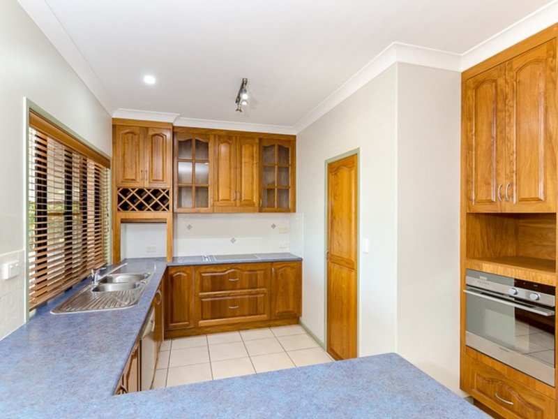 Photo - 91 Broadacres Drive, Tannum Sands QLD 4680 - Image 4