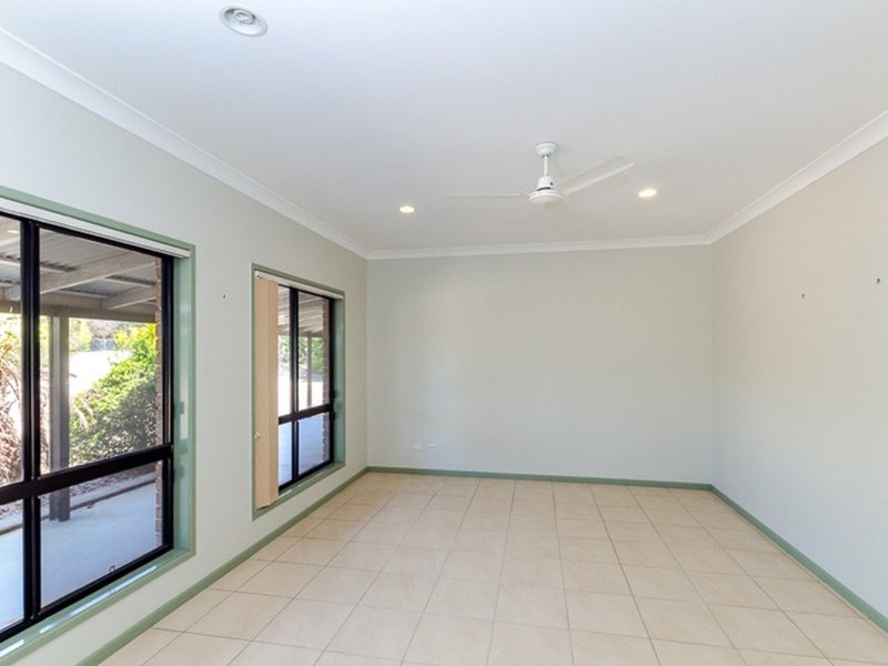 Photo - 91 Broadacres Drive, Tannum Sands QLD 4680 - Image 7