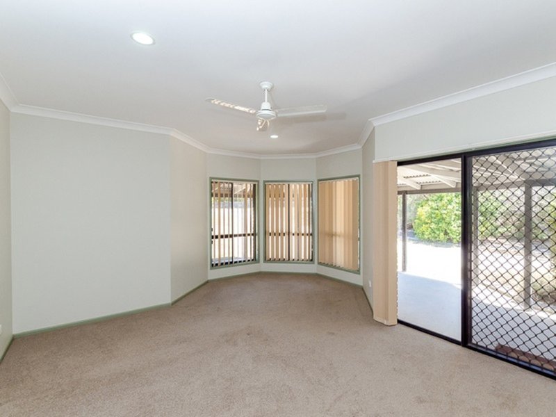 Photo - 91 Broadacres Drive, Tannum Sands QLD 4680 - Image 10