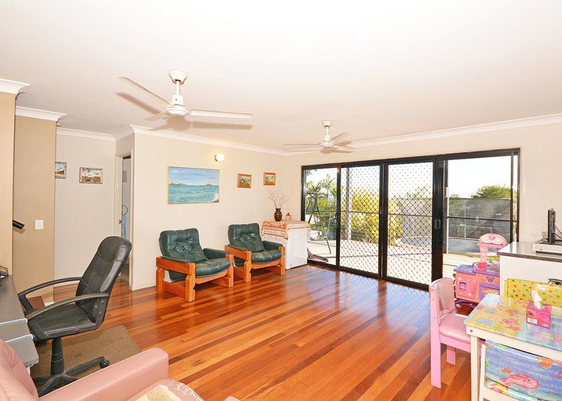 Photo - 91 Christensen Street, Urraween QLD 4655 - Image 6