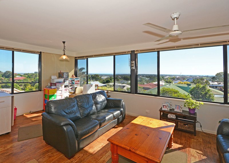 Photo - 91 Christensen Street, Urraween QLD 4655 - Image 17