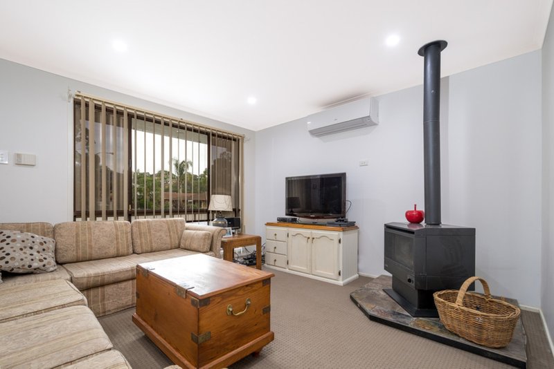 Photo - 91 Compton Street, Dapto NSW 2530 - Image 4