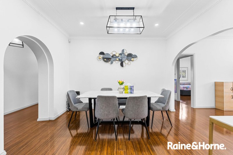 Photo - 91 Dawson Street, Fairfield Heights NSW 2165 - Image 4