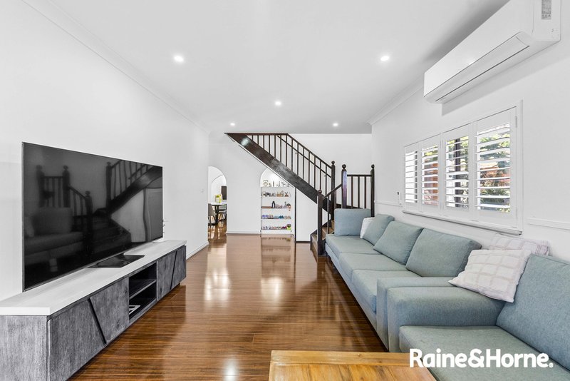 Photo - 91 Dawson Street, Fairfield Heights NSW 2165 - Image 6
