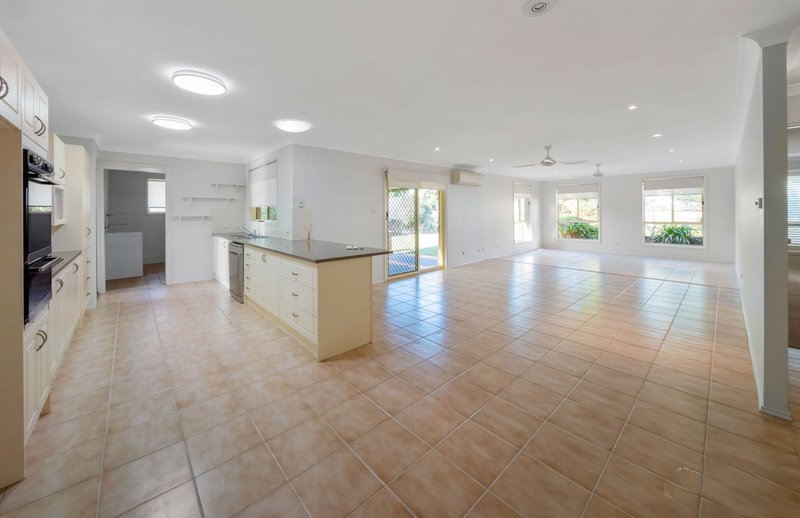 Photo - 91 Denton Park Drive, Rutherford NSW 2320 - Image 3