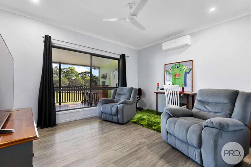 Photo - 91 Dunmall Drive, Oakhurst QLD 4650 - Image 11