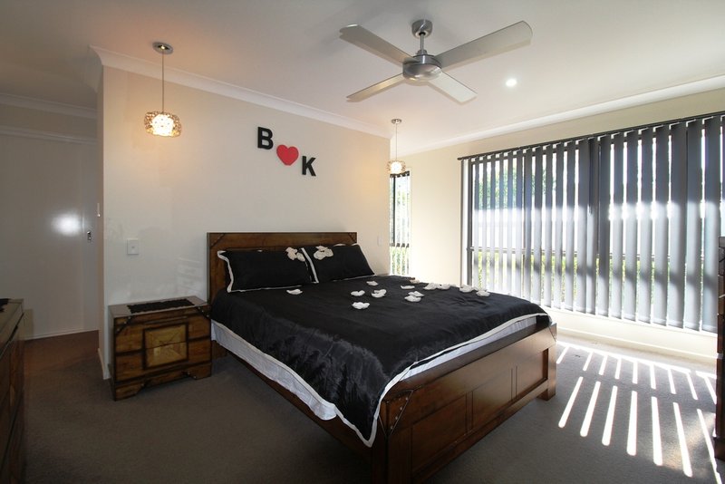 Photo - 91 Fulham Street, Toogoolawah QLD 4313 - Image 4