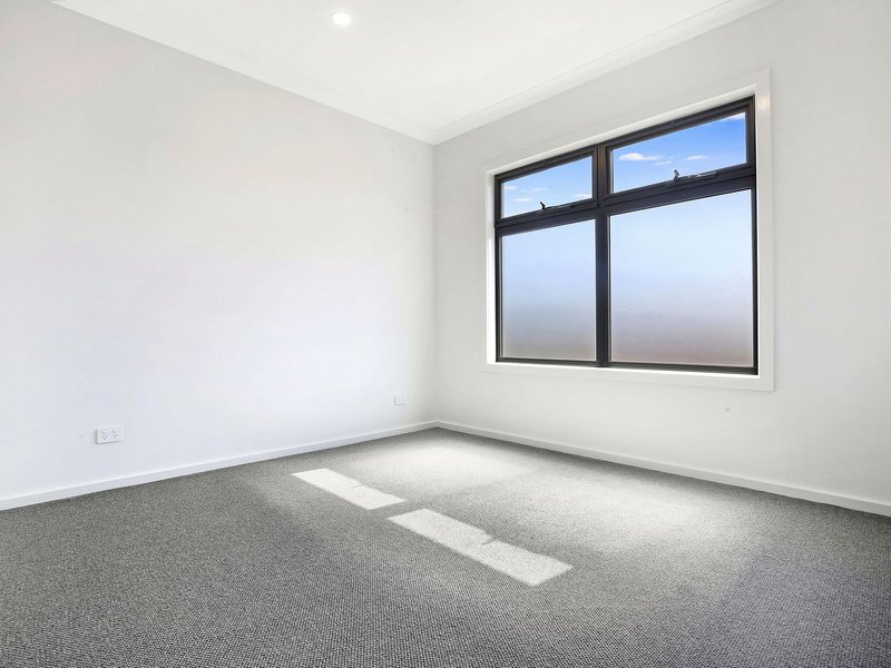 Photo - 91 Fusion Circuit, Cranbourne West VIC 3977 - Image 7