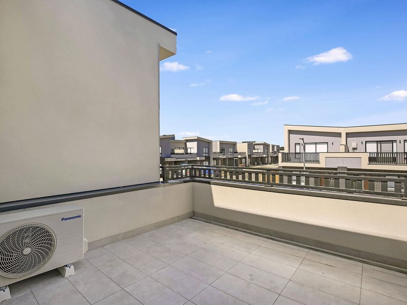 Photo - 91 Fusion Circuit, Cranbourne West VIC 3977 - Image 8